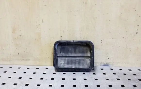 Tesla Model S Quarter panel pressure vent 2F2AB280B62AB