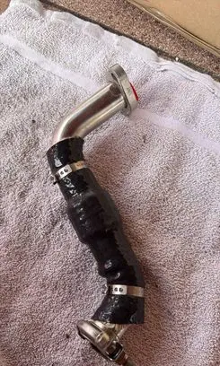 Volkswagen Polo V 6R EGR valve line/pipe/hose 04B131521G