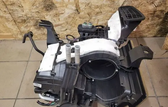 Hyundai i20 (PB PBT) Interior heater climate box assembly