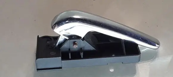 Alfa Romeo 156 Front door interior handle A739