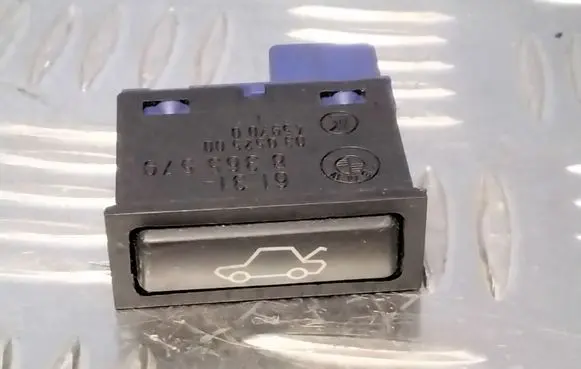 BMW 7 E38 Tailgate opening switch 61318365579 459700 03052500