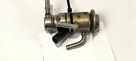 BMW 5 G30 G31 G38 AdBlue injector A2C95505000
