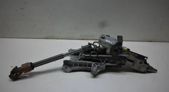 Volvo V70 Steering wheel axle P31202091 P31202090