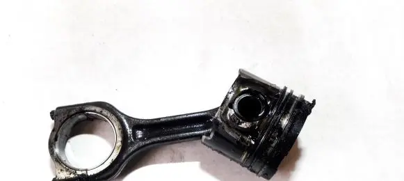 Peugeot 307 Piston with connecting rod 619