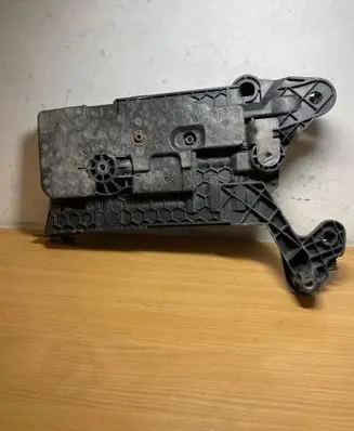 Volkswagen Golf VII Battery box tray 5Q0915321J C1959