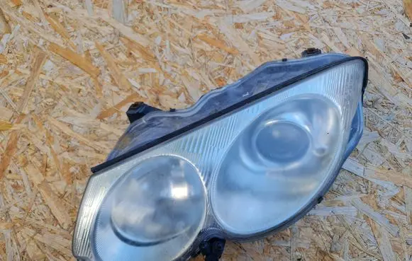 Chrysler 300M Headlight/headlamp 04780003AD 04780007AD 16536