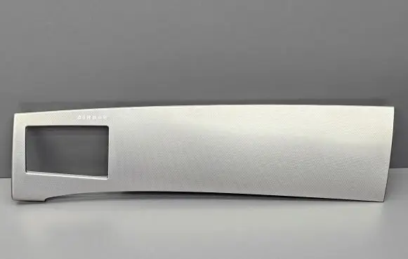 Dashboard glove box trim