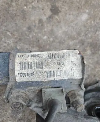 Volvo V70 Front wheel hub 9461943