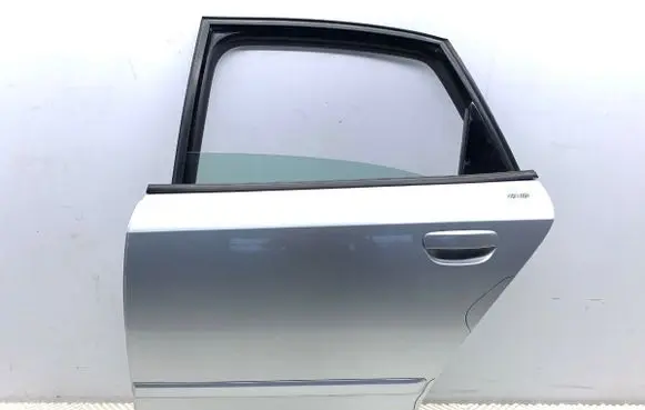 Audi A4 S4 B6 8E 8H Rear door