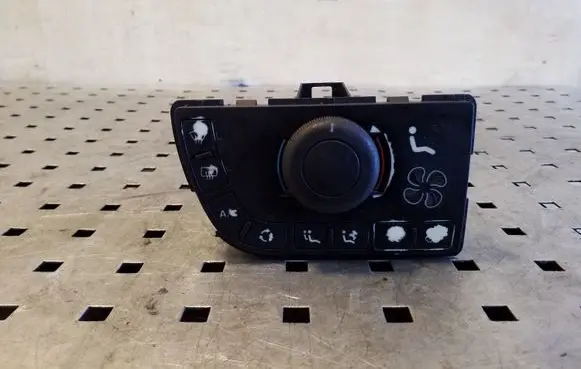 Citroen C4 Grand Picasso Climate control unit 9650868677