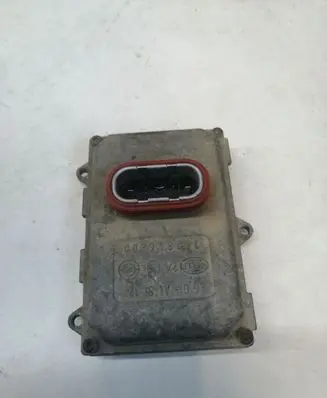 Mercedes-Benz ML W163 Headlight ballast module Xenon A0028206026 5DF00870400