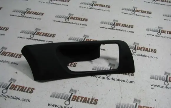 Toyota Avensis T250 Other front door trim element 67615-05020