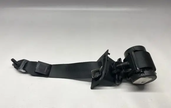 Ford Mustang VI Rear seatbelt JR3BC699D74DD3ZHE