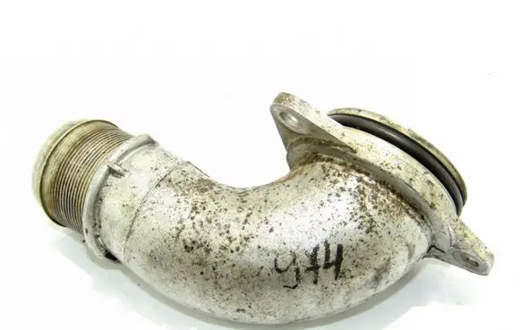 Opel Zafira B Turbo air intake inlet pipe/hose 55350839