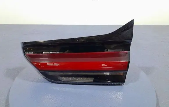 Alfa Romeo 145 - 146 Rear/tail lights 8493830