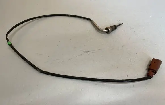 Audi A4 S4 B9 Exhaust gas temperature sensor 03L906088BH