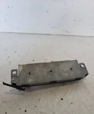 Audi A5 8T 8F Aerial antenna amplifier 8T0035225