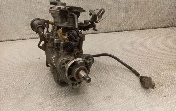 Renault Espace III Fuel injection high pressure pump 0460494443