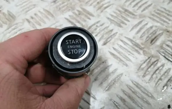 Nissan Micra K14 Engine start stop button switch 9226639 107B0373