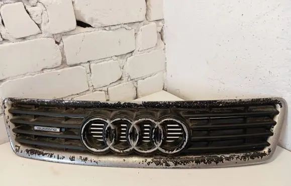 Audi A6 S6 C5 4B Front grill 4Z7853651