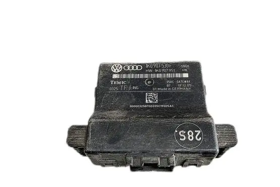 Volkswagen Golf V Gateway control module 1K0907530F