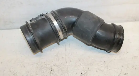 Volkswagen Amarok Turbo air intake inlet pipe/hose 2H6129627C 2H6129627