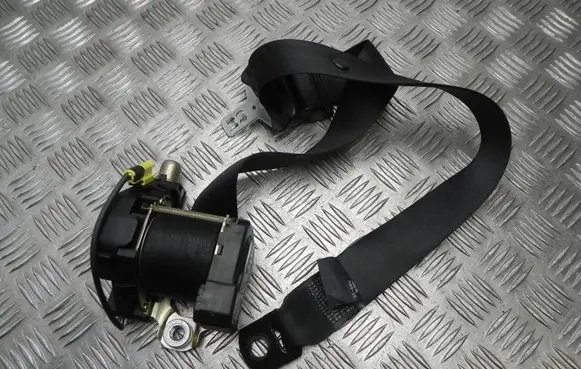 Mercedes-Benz ML W163 Front seatbelt A1638603085 M4177