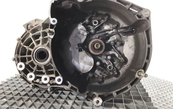 Fiat 500X Manual 5 speed gearbox 55236747