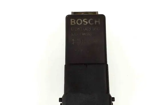 Nissan Qashqai Glow plug pre-heat relay 8200798585