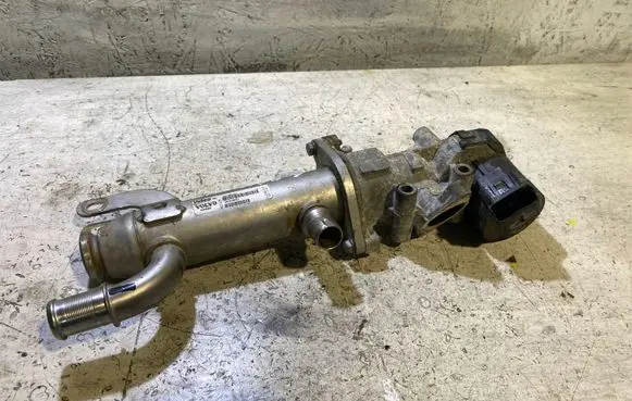 Ford S-MAX EGR valve cooler 8653691 993062H