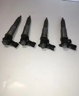 Fuel injectors set