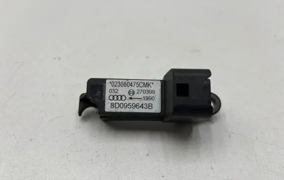 Audi A4 S4 B6 8E 8H Airbag deployment crash/impact sensor 8D0959643B 023080475CMK 270399
