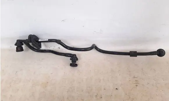 Mercedes-Benz SL R231 Breather hose/pipe A2314390229