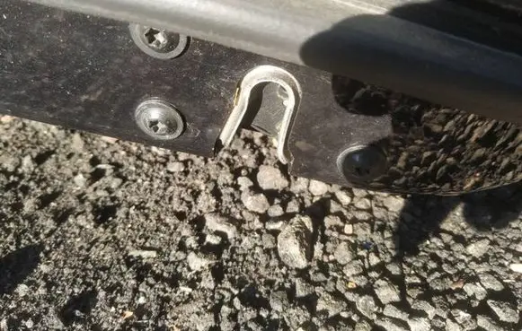 Opel Insignia A Front door lock