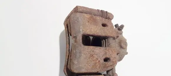 Mitsubishi Colt Front brake caliper 323251545