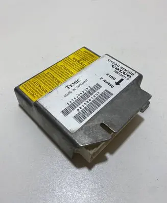 Volvo S40, V40 Airbag control unit/module 30613471F