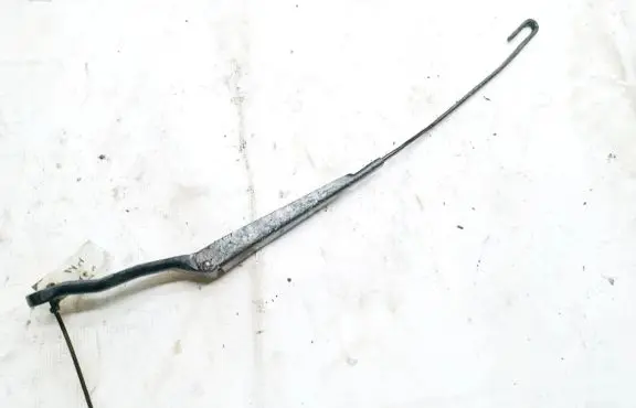 Peugeot 206 Front wiper blade arm