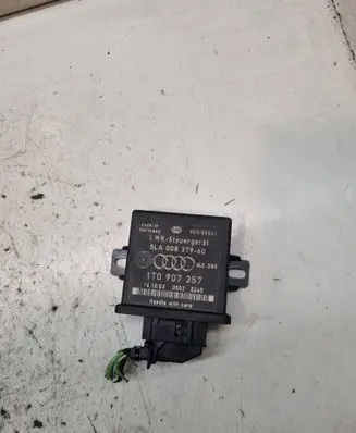 Volkswagen Touran I Light module LCM H03S0001 1T0907357 00020245