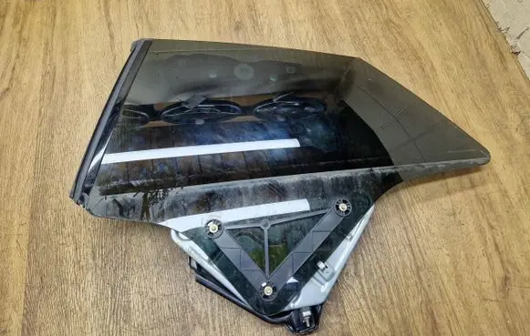 Mercedes-Benz E W238 Rear door window glass 43R00128 E000259 A2386700100