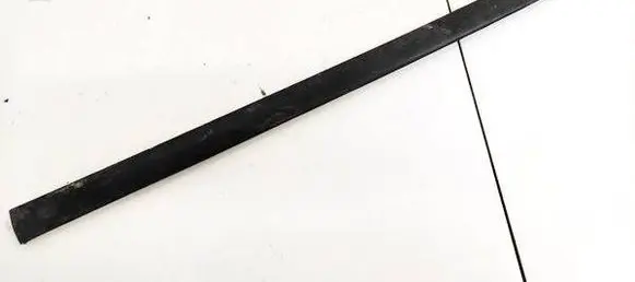 Toyota RAV 4 (XA30) Windshield trim 