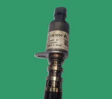 Opel Insignia A Camshaft vanos timing valve 55567050 081029 F34755501