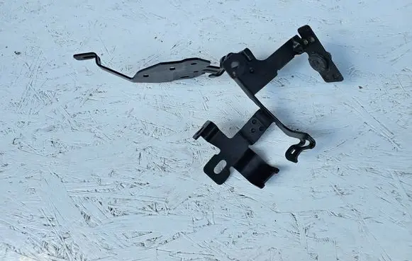 Peugeot 508 II Other engine bay part 9824024480