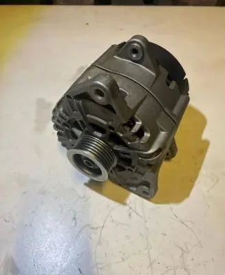 Mercedes-Benz Sprinter W907 W910 Generator/alternator A0009068302 EG25S011