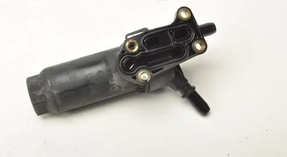 Volvo C30 Engine oil radiator 7M5R6C631AD