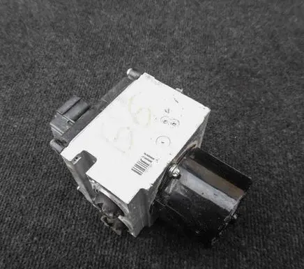 Volkswagen PASSAT B6 ABS Pump 3C0614109P 16705705F