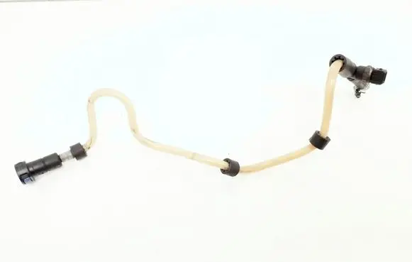 BMW 1 E81 E87 Fuel line pipe 7789304 7801658 13632610
