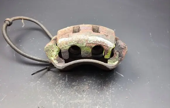 Nissan Interstar Front brake caliper Y01420