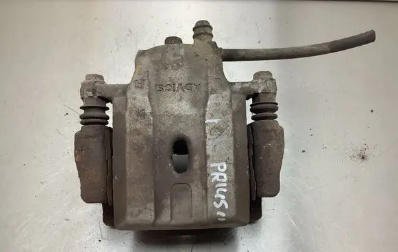 Toyota Prius (XW20) Front brake caliper