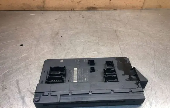 Mercedes-Benz Sprinter W906 Fuse module A9069003502 A9069014500 A9069024301