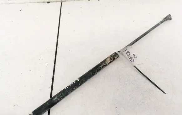 Audi A4 S4 B5 8D Tailgate/trunk strut/damper